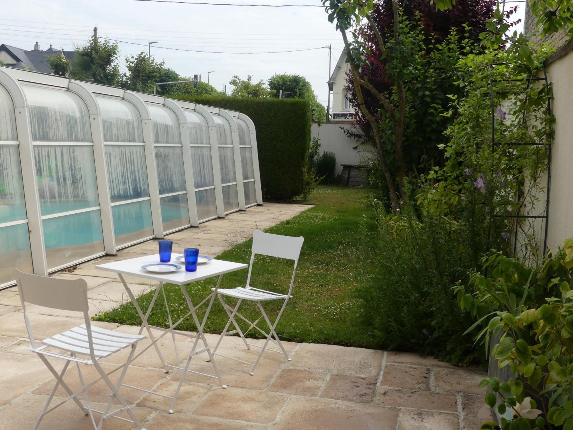 Pony Sweet Home Caen Exterior foto